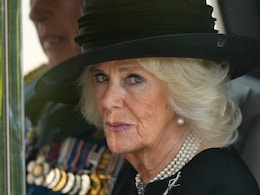 "Her Smile...": Daughter-In-Law Camilla Remembers Queen Elizabeth "Her Smile...": Daughter-In-Law Camilla Remembers Queen Elizabeth
