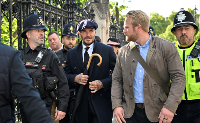 David Beckham Queues Through The Night To See Queen's Coffin