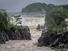 Typhoon Nanmadol Makes Landfall In Japan, Millions Asked To Evacuate Typhoon Nanmadol Makes Landfall In Japan, Millions Asked To Evacuate