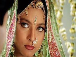 काजोल-रानी मुखर्जी की बेहद खूबसूरत बहन शरबानी रह चुकी है सुनील शेट्टी की हीरोइन, पहली ही फिल्म से बन गई थीं फेवरेट, बदला लुक देख फैंस हुए हैरान  काजोल-रानी मुखर्जी की बेहद खूबसूरत बहन शरबानी रह चुकी है सुनील शेट्टी की हीरोइन, पहली ही फिल्म से बन गई थीं फेवरेट, बदला लुक देख फैंस हुए हैरान