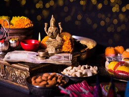 Festival List October 2022: अक्टूबर में दशहरा, करवा चौथ, धनतेरस और दिवाली समेत पड़ेगें ये व्रत-त्योहार, जानें पूरी लिस्ट Festival List October 2022: अक्टूबर में दशहरा, करवा चौथ, धनतेरस और दिवाली समेत पड़ेगें ये व्रत-त्योहार, जानें पूरी लिस्ट