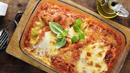 Wait, What? You Can Now Make Restaurant-Style Delicious Lasagne With Papad