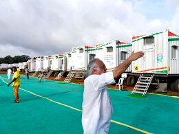 For Congress March, Rahul Gandhi Has Private Container, Others 2-12 Beds