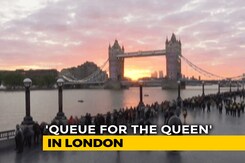 8-km Long Queue To See Queen Elizabeth's Coffin 8-km Long Queue To See Queen Elizabeth's Coffin