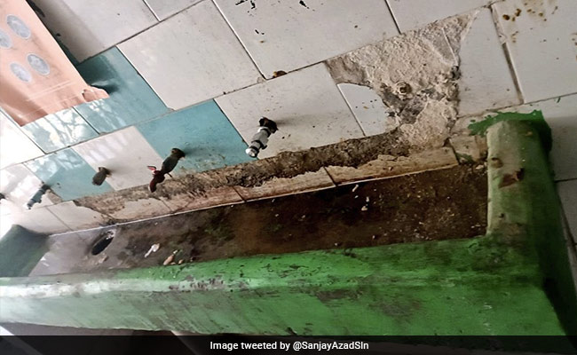 "BJP के कुशासन में बच्चों के लिए पीने का पानी तक नहीं..", MCD स्कूल की दुर्दशा पर AAP का तंज