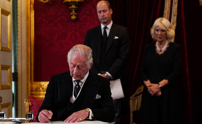China's Xi Jinping Congratulates Charles On Becoming Britain's King