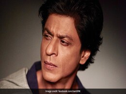 "Social Media Divisive...": Shah Rukh Khan's Speech - Top 10 Quotes "Social Media Divisive...": Shah Rukh Khan's Speech - Top 10 Quotes