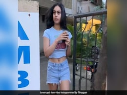 बहुत ही अलग और बदली-बदली नजर आईं न्यासा देवगन, लेटेस्ट Video देख फैन्स हुए हैरान, बोले- फीमेल अजय देवगन बहुत ही अलग और बदली-बदली नजर आईं न्यासा देवगन, लेटेस्ट Video देख फैन्स हुए हैरान, बोले- फीमेल अजय देवगन
