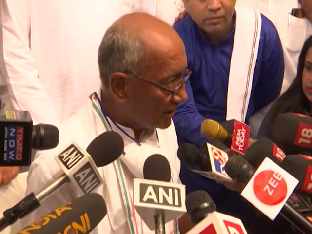 Digvijaya Singh Won't Run For Congress President, Says Will Back M Kharge