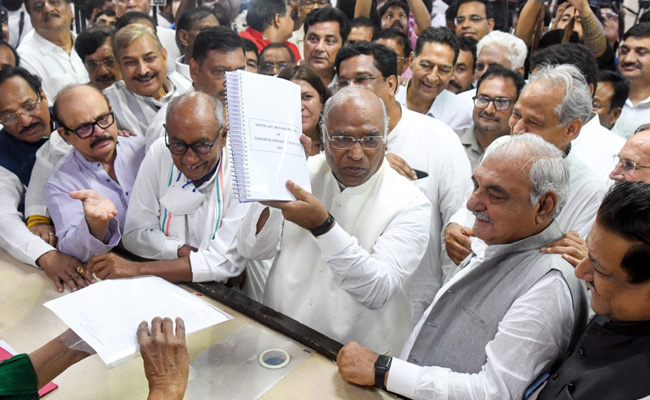 Mallikarjun Kharge, Flanked By Who's Who Of Congress, Files Nomination