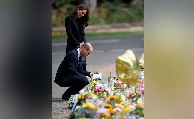 Queen's Funeral On Monday: No Cameras At "Deeply Private" Burial Service