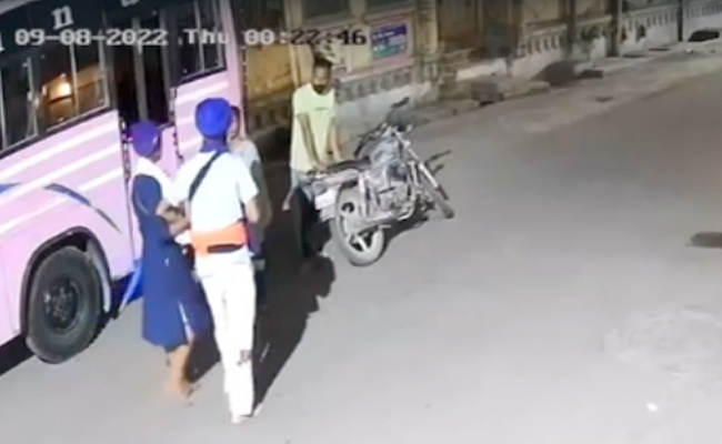 New Video Shows Moments Before 'Nihang' Sect Sikhs Killed Man In Amritsar