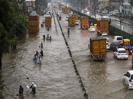 Waterworld: In Noida And Gurugram, WFH For Offices, Cars Under Water Waterworld: In Noida And Gurugram, WFH For Offices, Cars Under Water