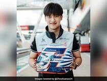 Chinas Zhou Guanyu Extends F1 Contract With Alfa Romeo To 2024