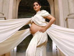 Sonam Kapoor Marks Baby's One-Month Birthday With Boss Baby Cake, See Pic Sonam Kapoor Marks Baby's One-Month Birthday With Boss Baby Cake, See Pic