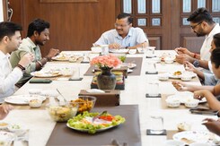 In Gujarat Outreach, Arvind Kejriwal Hosts Sanitation Worker For Lunch In Gujarat Outreach, Arvind Kejriwal Hosts Sanitation Worker For Lunch