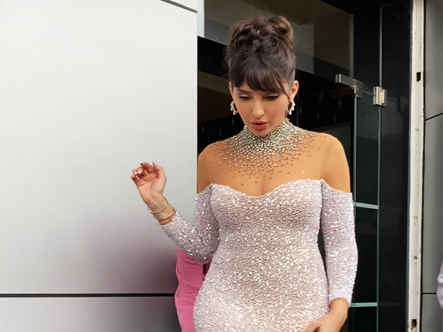 How Nora Fatehi Lit Up <i> Jhalak Dikhla Jaa</i> Set