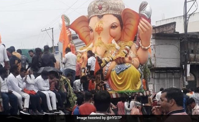 21 Kg <i>Laddu</i> Offering Of Ganesh Idol Fetches Rs 24 Lakh In Hyderabad Auction