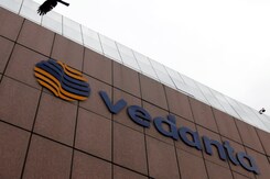 Vedanta-Foxconn Sign Deal With Gujarat For $20 Billion Chip Foray Vedanta-Foxconn Sign Deal With Gujarat For $20 Billion Chip Foray