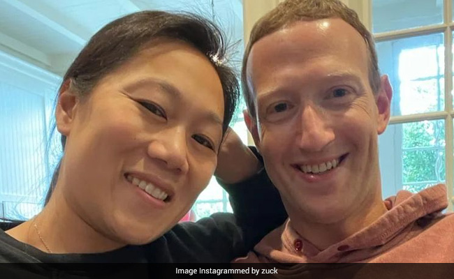 Mark Zuckerberg And Priscilla Chan Expecting Baby No 3, "Lots Of Love"