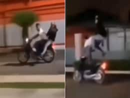 चलती बाइक पर 4 फीट ऊपर हवा में उछली लड़की का Video वायरल चलती बाइक पर 4 फीट ऊपर हवा में उछली लड़की का Video वायरल