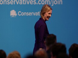 UK PM Liz Truss को सत्ता के संग मिलेगा मुश्किलों का अंबार : ये हैं 4 सबसे बड़ी चुनौतियां UK PM Liz Truss को सत्ता के संग मिलेगा मुश्किलों का अंबार : ये हैं 4 सबसे बड़ी चुनौतियां