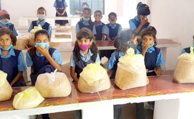 MP : पोषण आहार योजना में बड़ा घोटाला, CM शिवराज सिंह चौहान के पास है ये मंत्रालय