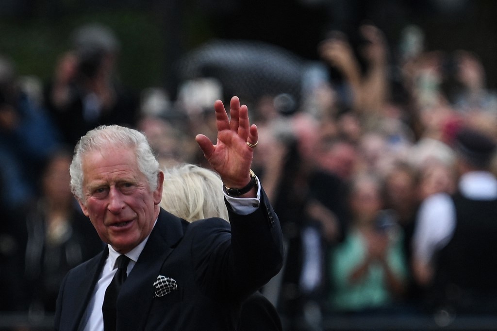 Charles To Be Proclaimed King Shortly After Vowing "Lifelong Service"