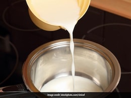 कहीं आप भी तो नहीं पी रहे मिलावटी दूध, इन ट्रिक्स से पहचानें शुद्ध और Adulterated milk में अंतर  कहीं आप भी तो नहीं पी रहे मिलावटी दूध, इन ट्रिक्स से पहचानें शुद्ध और Adulterated milk में अंतर