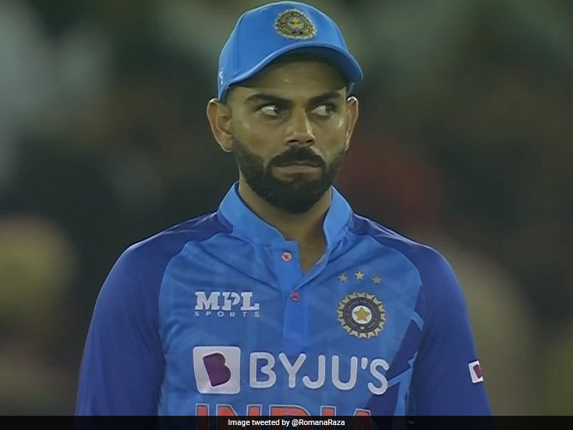 India vs Australia: Virat Kohli's Reaction To Umesh Yadav Being Hit For Boundaries Becomes An Instant Meme