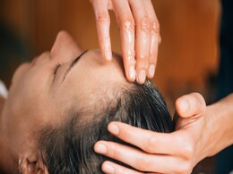 बालों का झड़ना रोकने के लिए आप खुद बना सकती हैं घर पर तेल, बाजार से नहीं खरीदने पड़ेंगे हेयर फॉल वाले Oil बालों का झड़ना रोकने के लिए आप खुद बना सकती हैं घर पर तेल, बाजार से नहीं खरीदने पड़ेंगे हेयर फॉल वाले Oil