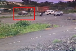 On CCTV, Cyrus Mistry's Luxury Car Minutes Before Fatal Crash On CCTV, Cyrus Mistry's Luxury Car Minutes Before Fatal Crash
