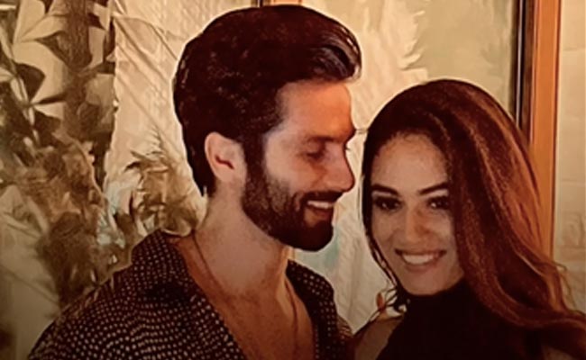 More Pics From Shahid Kapoor's Wife Mira Rajput's Birthday Party