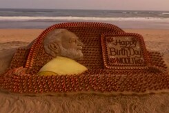 Sand Artist Sudarsan Pattnaik Wishes PM Modi On His Birthday With Sculpture Sand Artist Sudarsan Pattnaik Wishes PM Modi On His Birthday With Sculpture