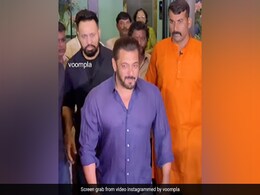 Ganesh Chaturthi 2022: बहन अर्पिता के घर हुआ सलमान खान का खास सम्मान, भाईजान को देखते ही बजने लगे ढोल और नगाड़े Ganesh Chaturthi 2022: बहन अर्पिता के घर हुआ सलमान खान का खास सम्मान, भाईजान को देखते ही बजने लगे ढोल और नगाड़े