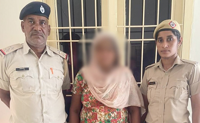 मकान मालिक के बेटे को किडनैप करने के मामले में 9 साल से फरार महिला को पुलिस ने किया गिरफ्तार
