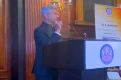 "<i>Jaage Ho</i>?" When PM's Midnight Call Surprised Foreign Minister "<i>Jaage Ho</i>?" When PM's Midnight Call Surprised Foreign Minister