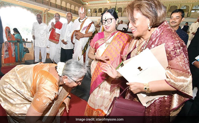 Author Sudha Murthy Bowing Down To A Mysore Royal Sparks A Debate