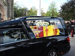 Queen Elizabeth's Coffin Leaves Balmoral Castle Queen Elizabeth's Coffin Leaves Balmoral Castle