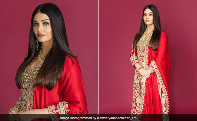 Aishwarya Rai Waves Her Magic Wand Of Style On Us To Leave Us Spellbound In A Red <i>Salwar</i> Suit