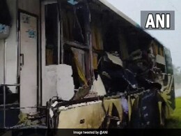 छत्तीसगढ़ : बस ने सड़क किनारे खड़े ट्रेलर को मारी टक्कर, सात लोगों की मौत छत्तीसगढ़ : बस ने सड़क किनारे खड़े ट्रेलर को मारी टक्कर, सात लोगों की मौत