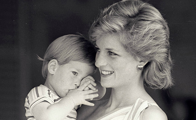 For Princess Diana Interview, BBC Donates $1.6 Million To Charity
