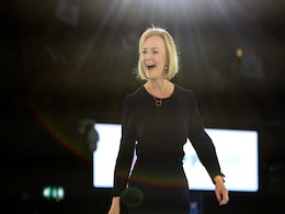 UK में  Liz Truss बनीं नई प्रधानमंत्री, यह हैं उनके बारे में 10 बड़ी बातें UK में  Liz Truss बनीं नई प्रधानमंत्री, यह हैं उनके बारे में 10 बड़ी बातें