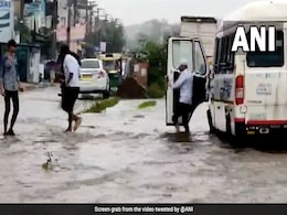 Watch: Amid Severe Waterlogging, Here Are Delhi Roads To Avoid Today Watch: Amid Severe Waterlogging, Here Are Delhi Roads To Avoid Today