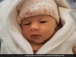 UK Parents Name Their Newborn Child Pakora; Internet Reacts