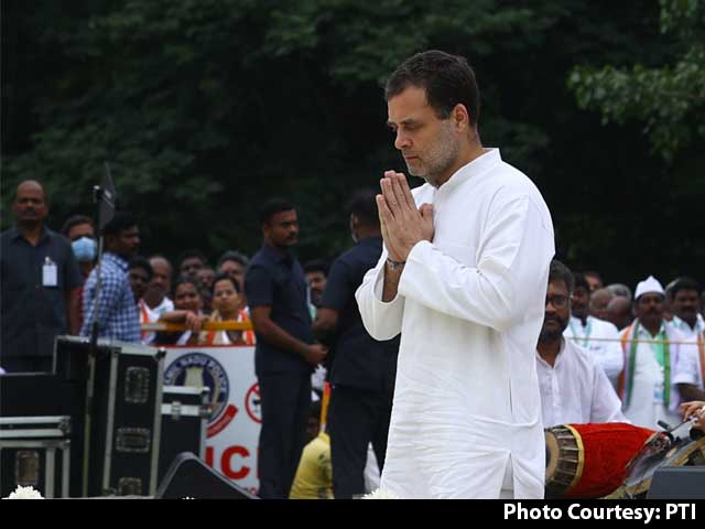 Rahul Gandhi's Tribute At Rajiv Gandhi Memorial Ahead of 'Bharat Jodo Yatra'