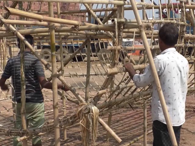 Communal Harmony: Muslims In UP's Agra Make Ravan's Effigy For Dussehra