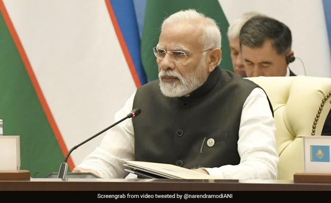 PM मोदी ने उजबेकिस्तान में SCO शिखर सम्मेलन से इतर ईरानी राष्ट्रपति से की मुलाकात, आपसी हितों पर हुई चर्चा