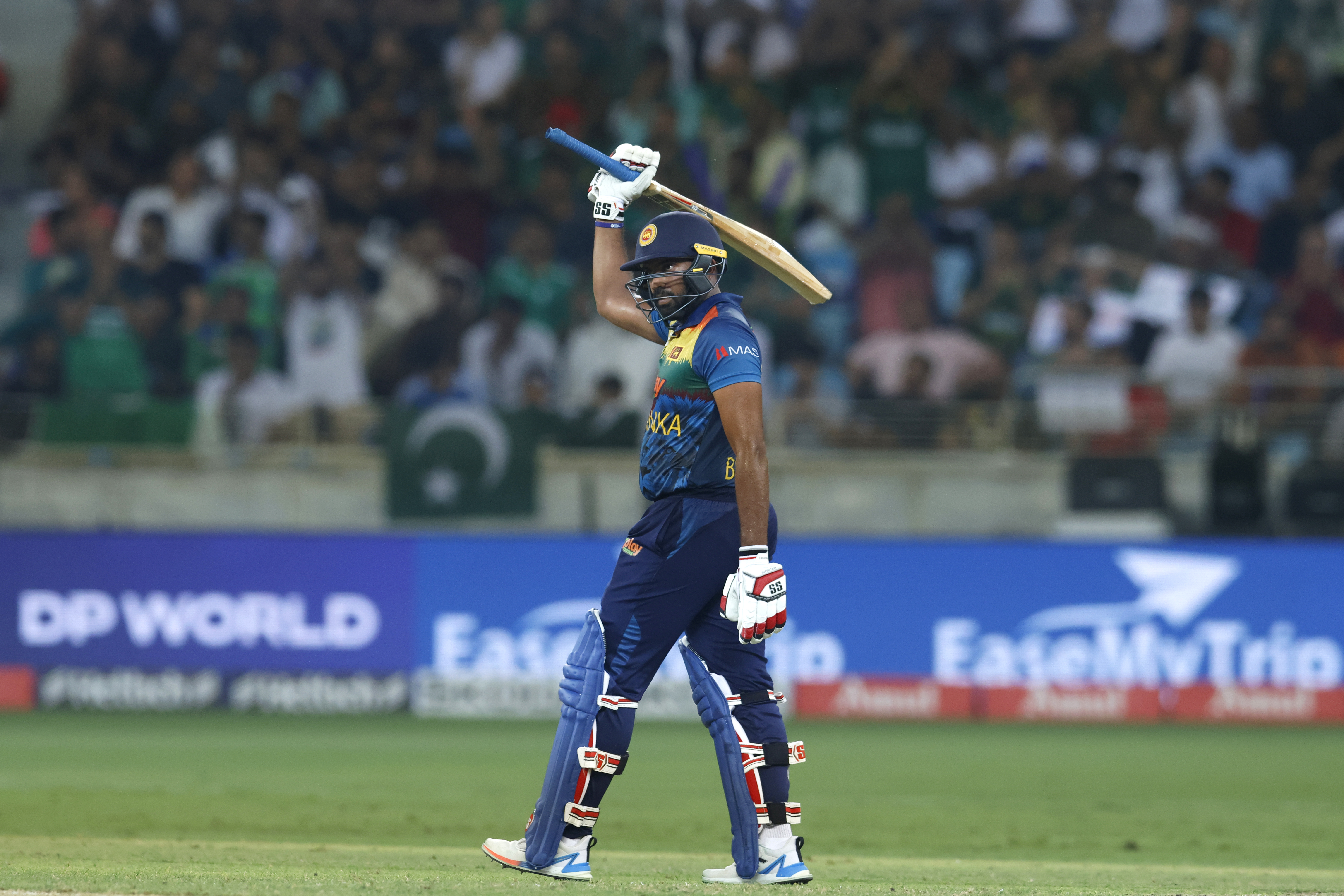 SL vs PAK Final: पाकिस्तानी फैंस ने टॉस होते ही पोस्ट करने शुरू किए ऐसे संदेश लेकिन राजपक्षे ने कर दिया उदास