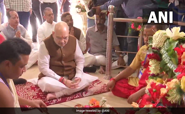 Amit Shah Offers Prayers At Bihar's Famous Budhi Kali Temple